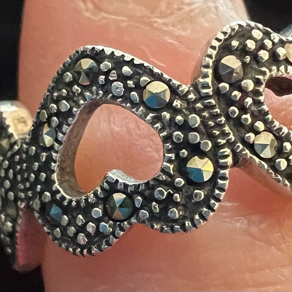 Sterling Silver 3 hearts ring sz 6.5 - Picture 6 of 10